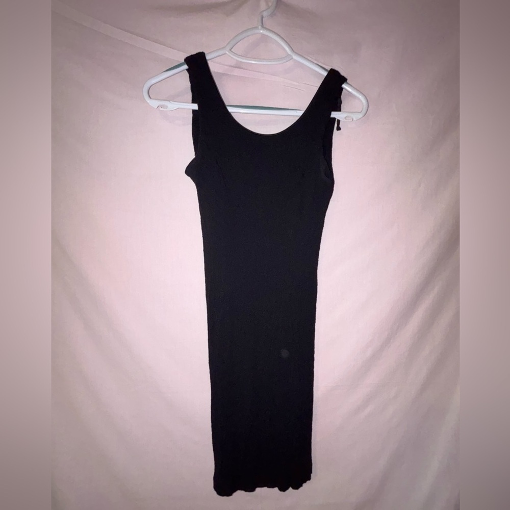 Chic Black Midi Dress